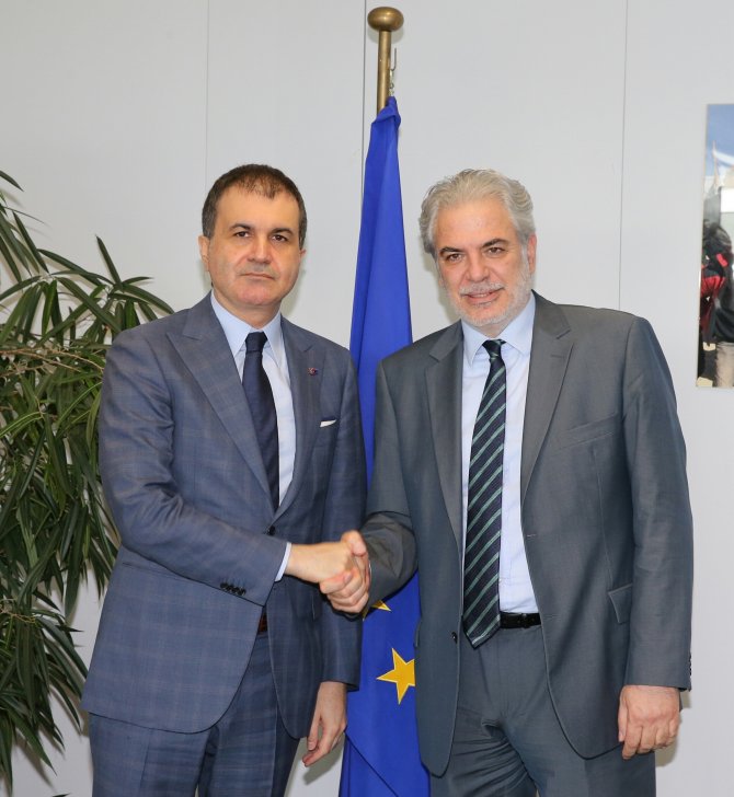 AB Bakanı Çelik, Brüksel'de