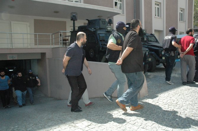 GÜNCELLEME- İzmir'deki terör örgütü DAEŞ operasyonu