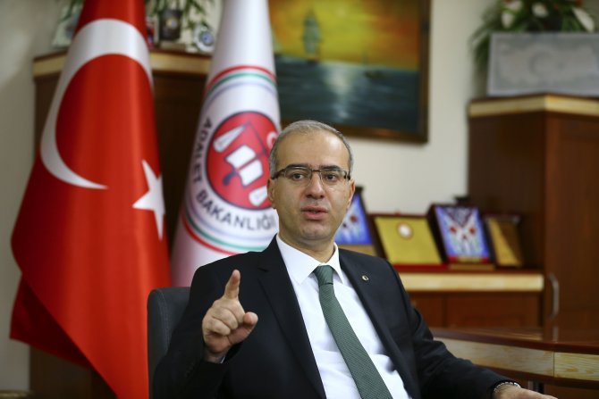 Cezaevleri hayvan gübresinden kendi elektriğini üretecek