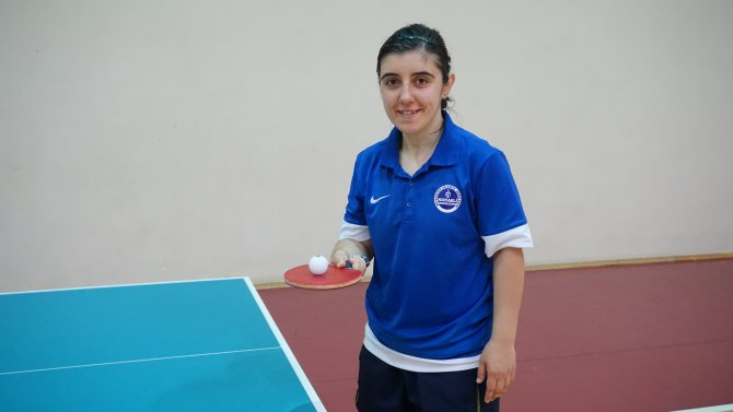 Dördüncü olimpiyatta sıra altında