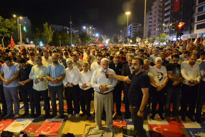 FETÖ'nün darbe girişimine tepkiler