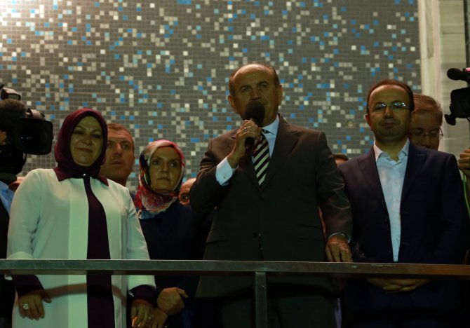 İstanbul Büyükşehir Belediye Başkanı Topbaş: