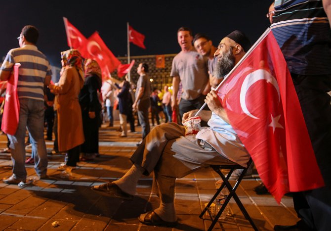 FETÖ'nün darbe girişimine tepkiler