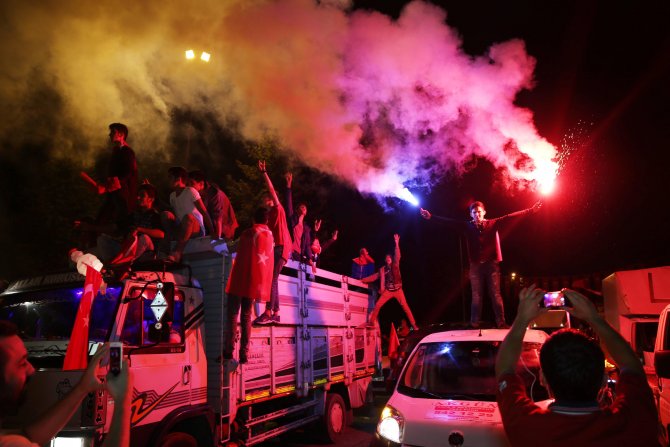 FETÖ'nün darbe girişimine tepkiler