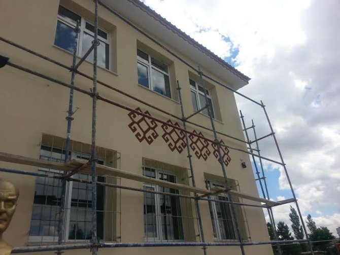 Ulaş'ta okul onarım çalışmaları