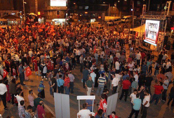 FETÖ'nün darbe girişimine tepkiler