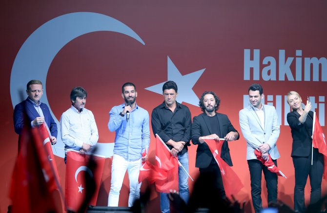 FETÖ'nün darbe girişimine tepkiler