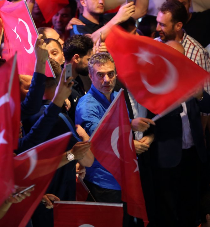 FETÖ'nün darbe girişimine tepkiler