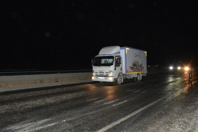 GÜNCELLEME - PKK'lı teröristlerin bomba yüklü kamyoneti imha edildi