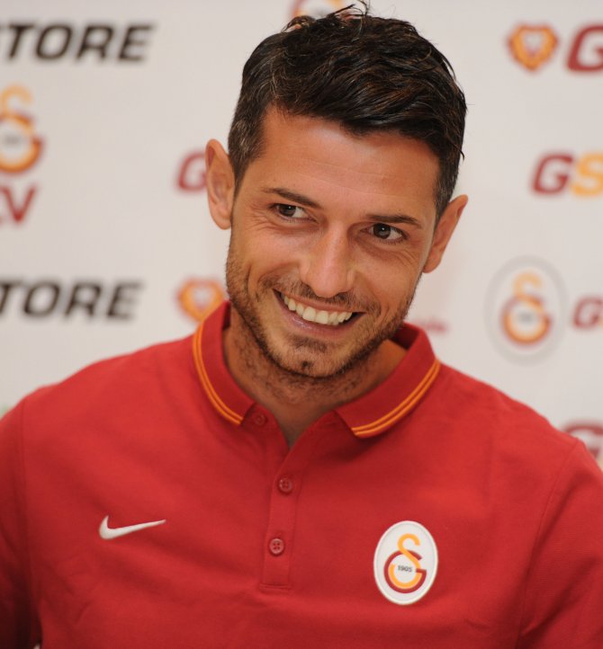 "Yeni kontrat istiyorum"