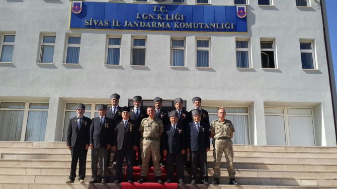 FETÖ'nün darbe girişimine tepkiler