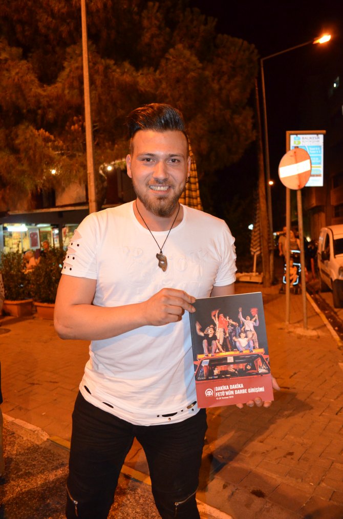 AA'nın "Dakika Dakika FETÖ'nün Darbe Girişimi" kitabı