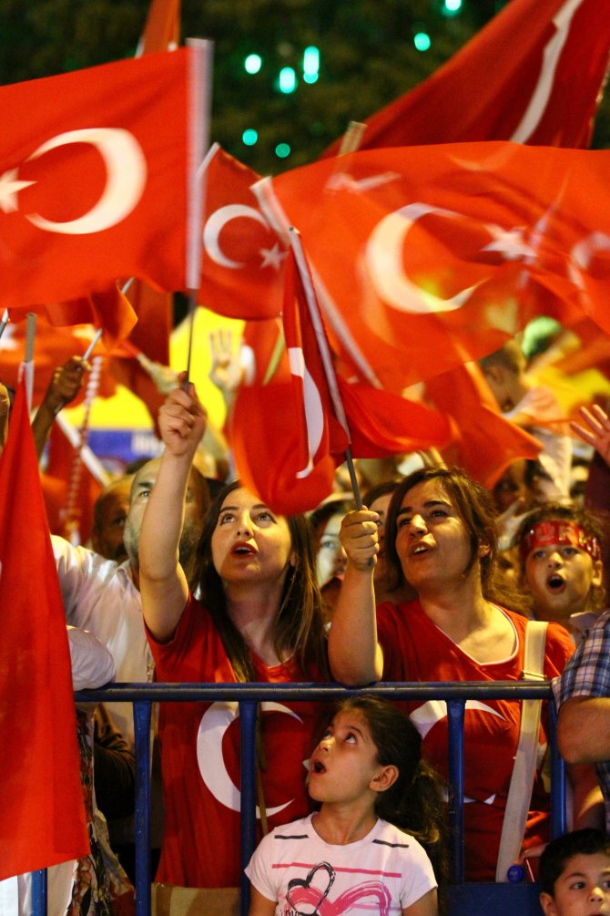 FETÖ'nün darbe girişimine tepkiler