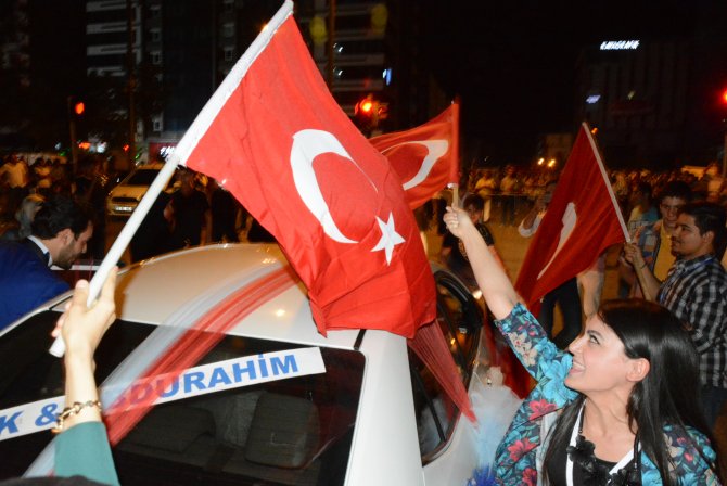 FETÖ'nün darbe girişimine tepkiler