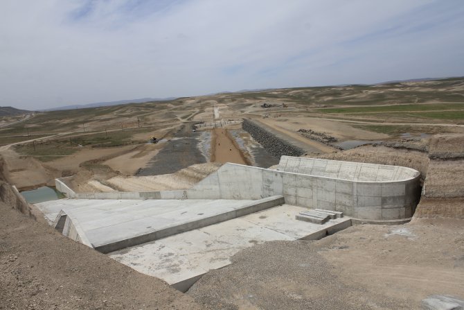 Kocakurt Barajı 28 bin dekar araziyi suya kavuşturacak