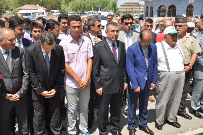 Emniyet Genel Müdürü Lekesiz'in acı günü