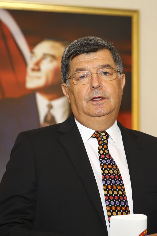 THK Genel Başkanı Atılgan, paraşütçüleri kabul etti