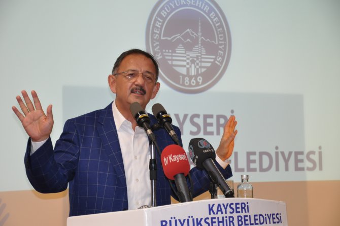 Çevre ve Şehircilik Bakanı Özhaseki: