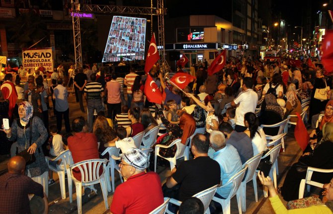 FETÖ'nün darbe girişimine tepkiler
