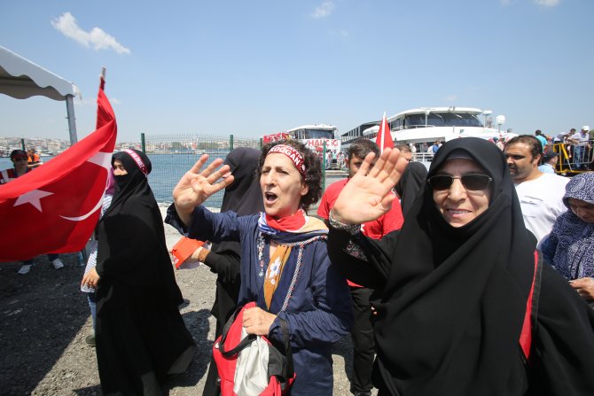 Demokrasi ve Şehitler Mitingi'ne doğru