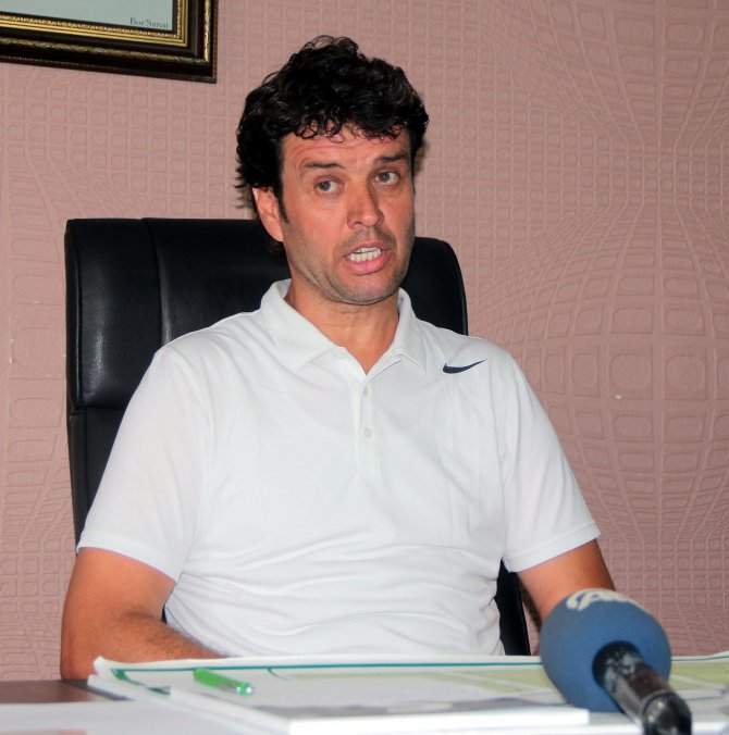 Akhisar Belediyespor Teknik Direktörü Arslan: