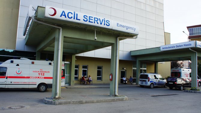 Oğlu tarafından bıçaklandığını iddia etti