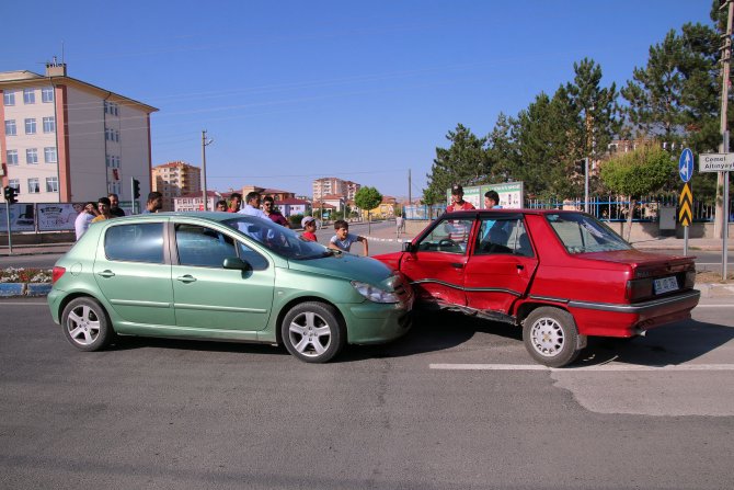 Sivas'ta trafik kazası: 1 yaralı