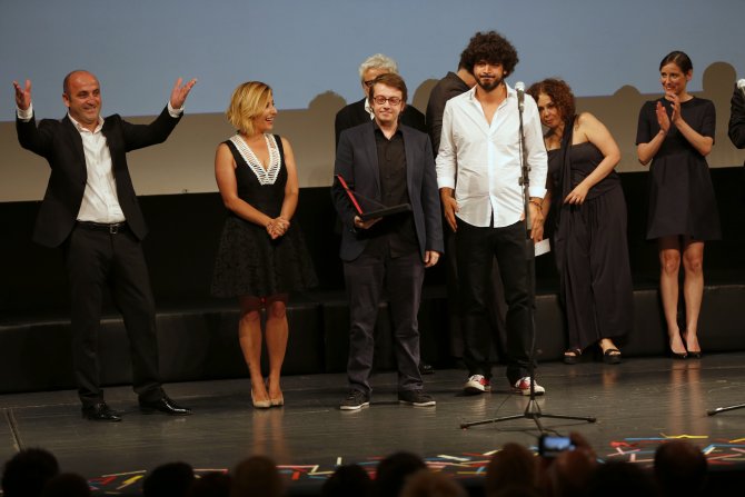 "Albüm" filmi ekibinin "Saraybosna'nın kalbi" ödülü sevinci