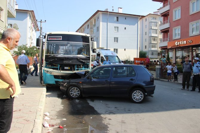 Kütahya'da trafik kazası: 10 yaralı