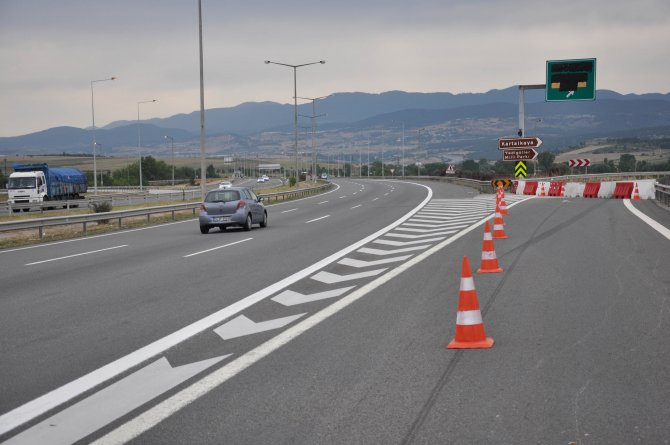 TEM otoyolunda bakım çalışması