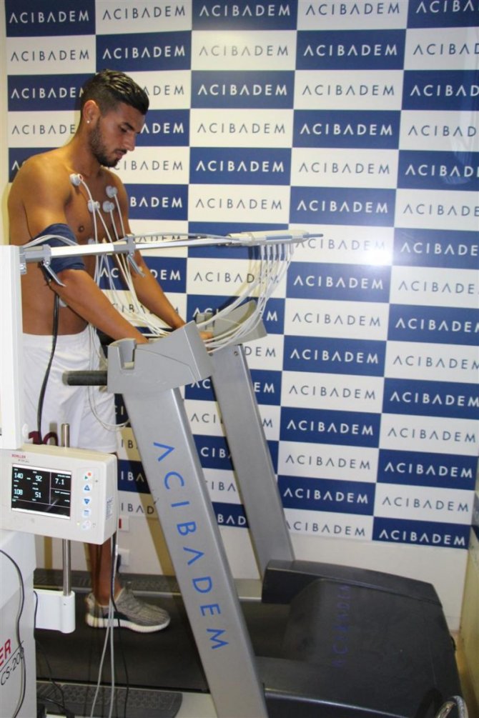 Çaykur Rizespor'da Petrucci, sağlık kontrolünden geçti