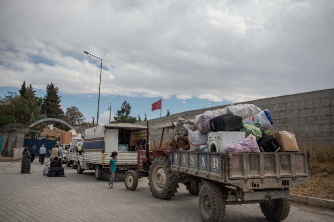 Cerablus'a dönüşler sürüyor