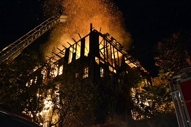 GÜNCELLEME - Safranbolu'da tarihi konak yandı