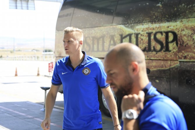 Osmanlıspor kafilesi Zürih'e gitti