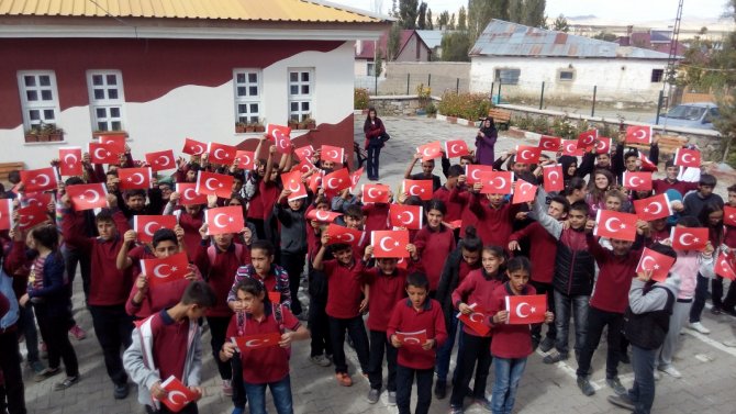 Ulaş'ta demokrasi şehitleri anıldı