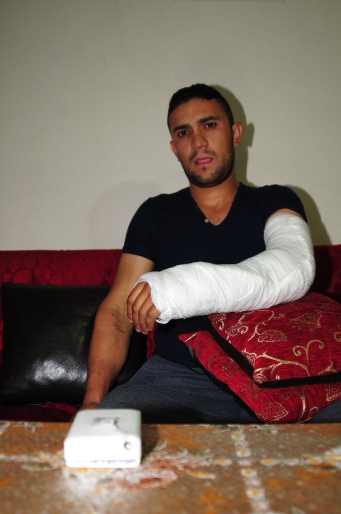 Terörist kurşunundan göğsündeki batarya sayesinde kurtuldu