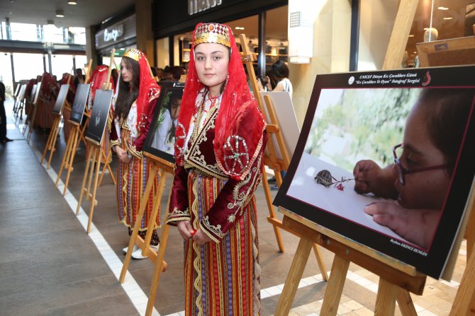 Dünya Kız Çocukları Günü