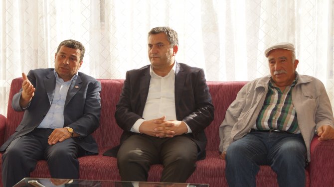 AK Parti'den Çubuk Muhtarlar Derneğine ziyaret