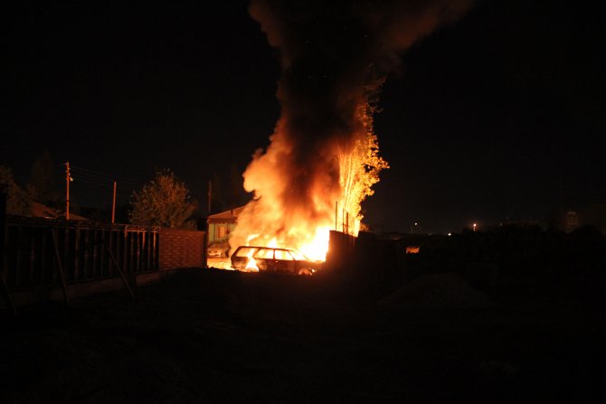 Konya'da yediemin otoparkında yangın