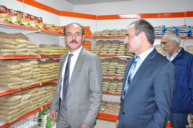 Sorgun'da ihtiyaç sahipleri için mağaza açıldı