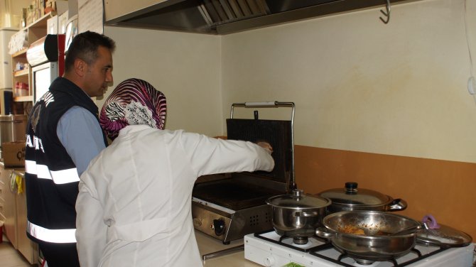 Çubuk'ta okul kantinleri denetlendi