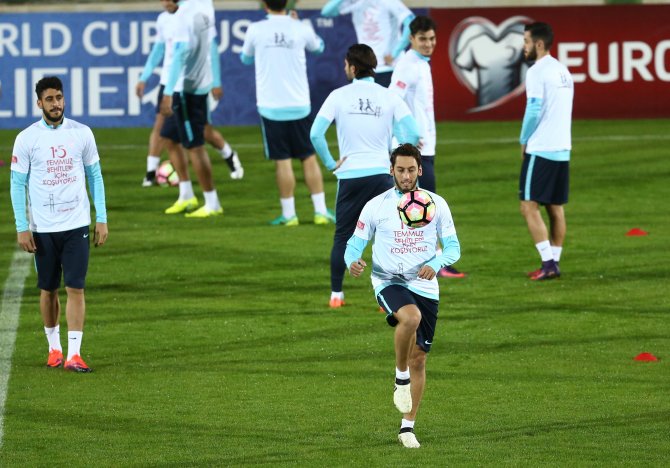 A Milli Futbol Takımı'nda Kosova maçı hazırlıkları