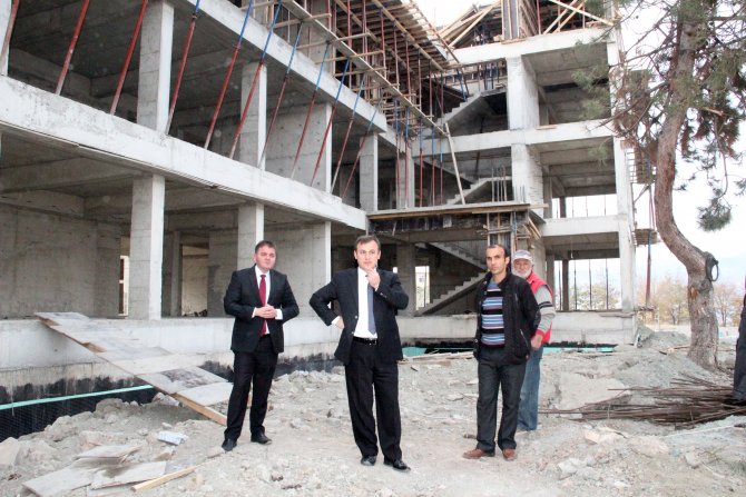 Suşehri Kaymakamı Perçi yatırımları inceledi