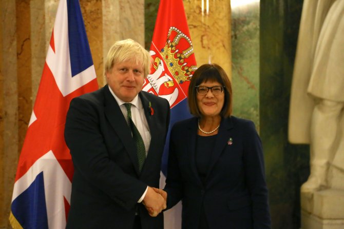 İngiltere Dışişleri Bakanı Johnson, Sırbistan'da