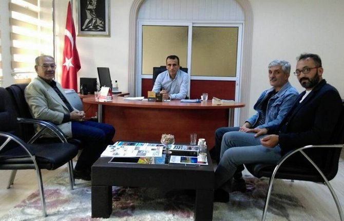 AK Parti Beypazarı İlçe Başkanı Hız'dan Halk Eğitim Merkezine ziyaret