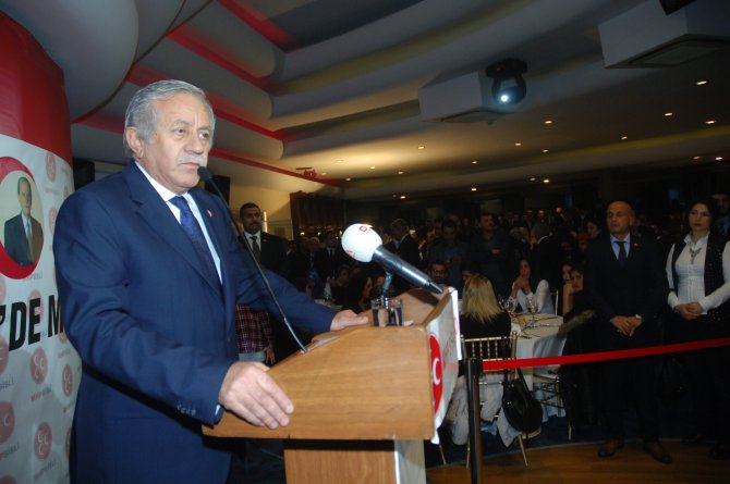 "Türk milliyetçiliği kokan bir anayasayla karşılaşacağız"
