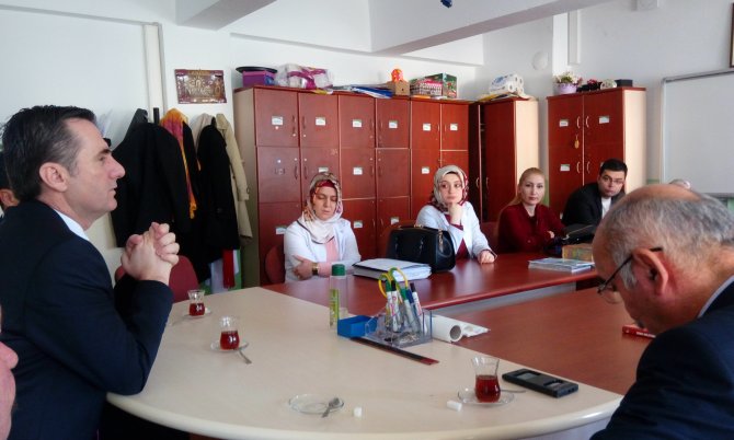 Kaymakam Yıldız'dan öğrencilere ziyaret