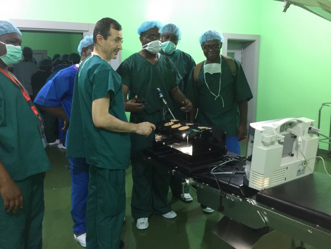 Türkiye'den Nijerya'ya ilk "Laparoskopik Cerrahi Eğitimi"
