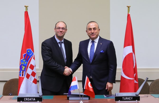 Hırvatistan, Türkiye ile müzakerelerin dondurulmasına karşı