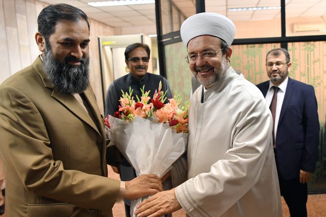 Diyanet İşleri Başkanı Görmez Pakistan'da